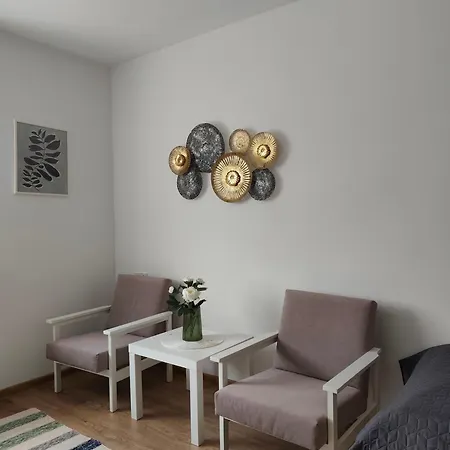 Apartment Feszek Vendeghaz *