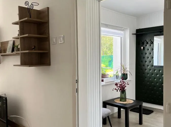 Feszek Vendeghaz * 佐洛埃格塞格