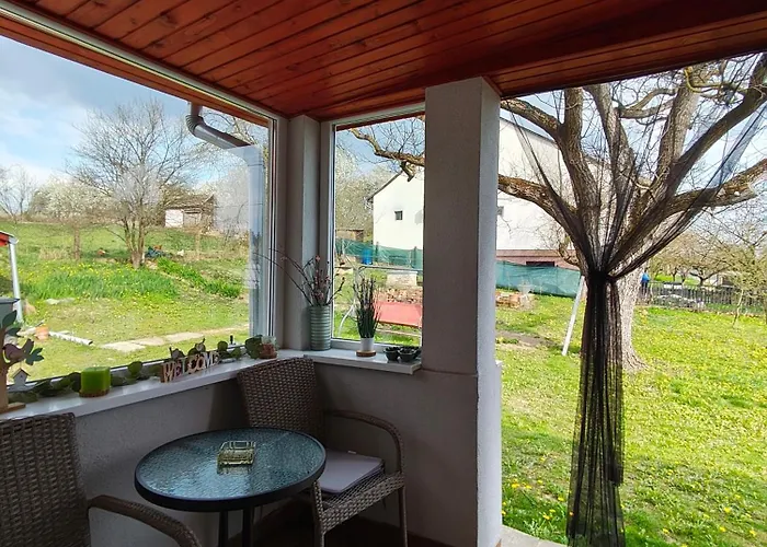 Feszek Vendeghaz 佐洛埃格塞格