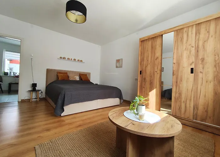 Feszek Vendeghaz Apartment Zalaegerszeg